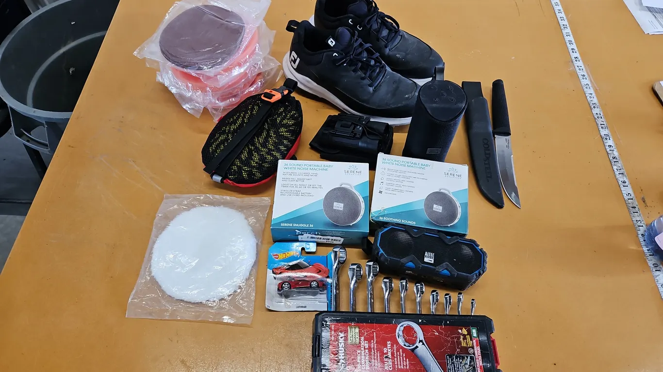White noise speaker, wrench set, golf shoes 9M, knife