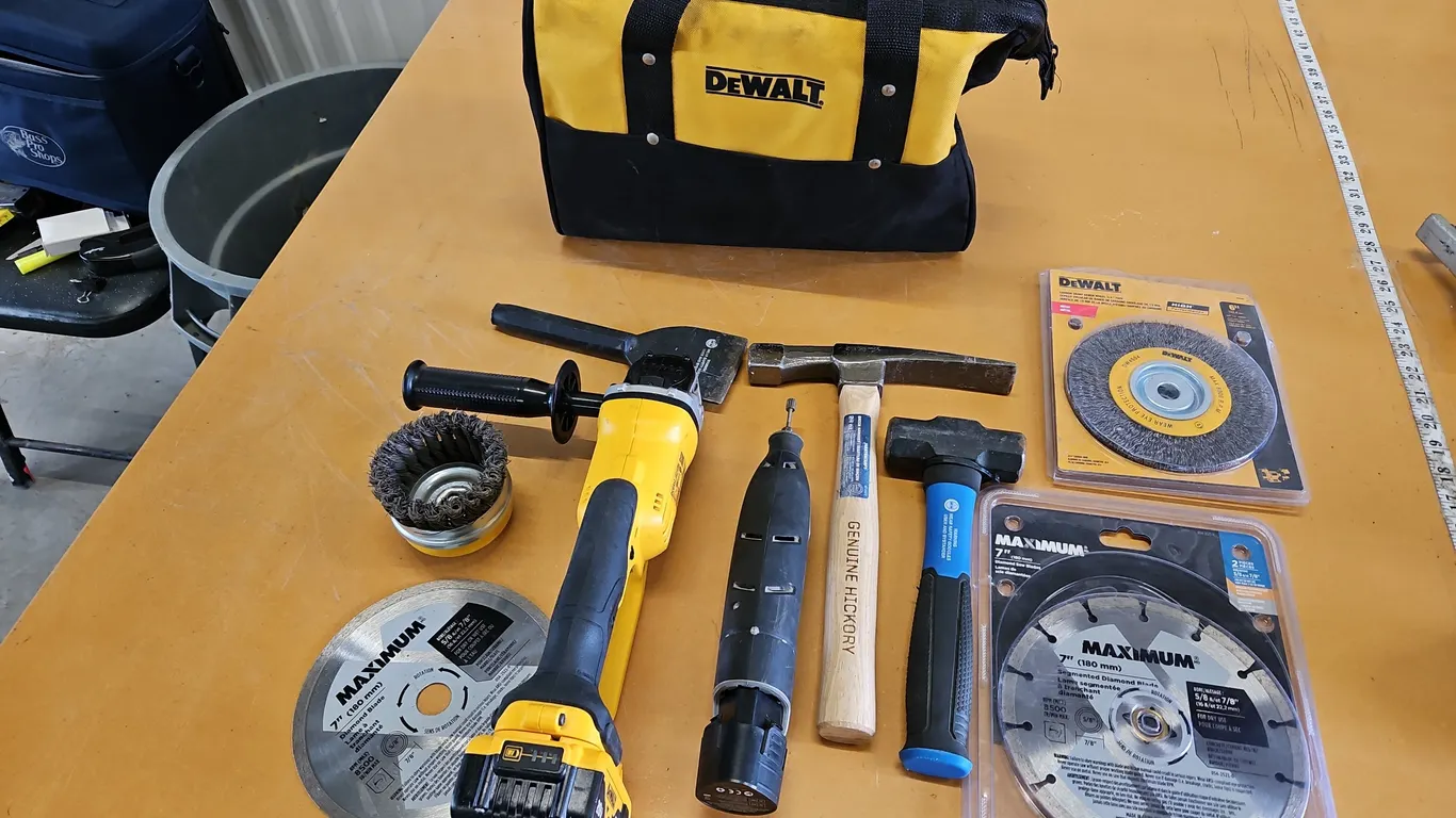 Dewalt grinder and miscellaneous tools