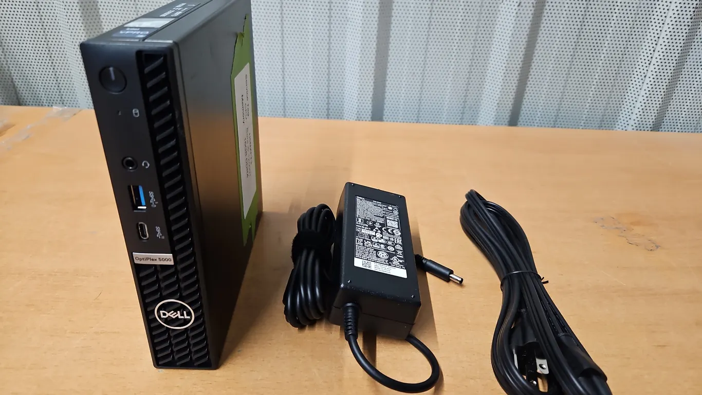 DELL Optiplex 5000 desktop 16GB with power cable