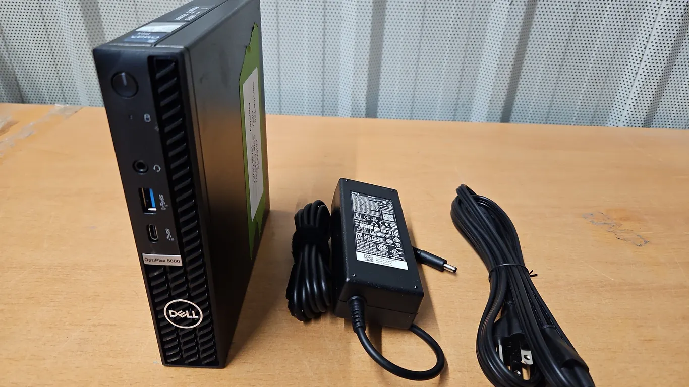 DELL Optiplex 5000 desktop 16GB with power cable