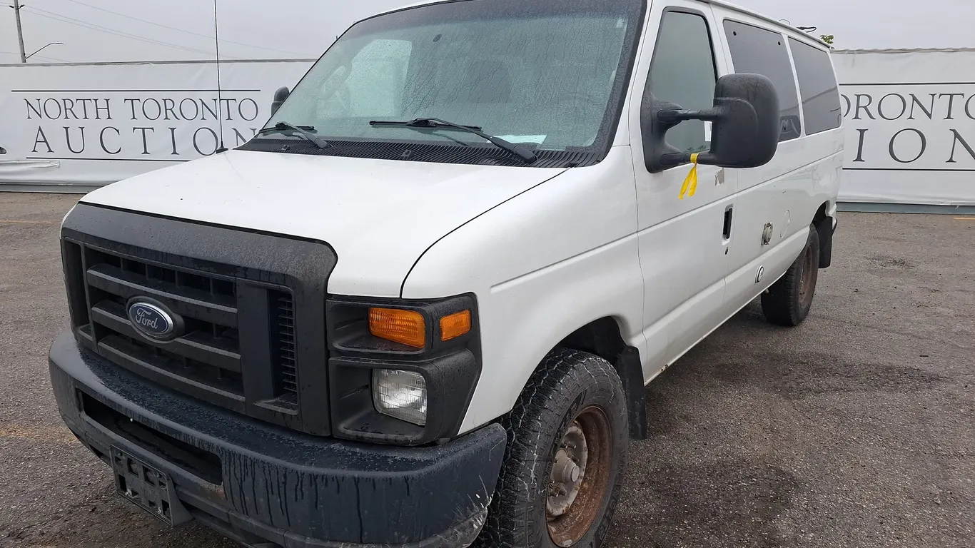 2009 Ford E-Series Cargo Van