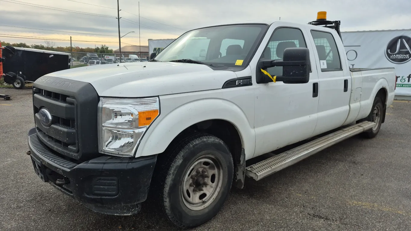 2014 Ford F-250 Super Duty 4x2 XL 4dr Crew Cab 6.8 ft. SB Pickup RWD