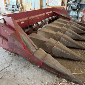 International 863 6row30 Corn Head
