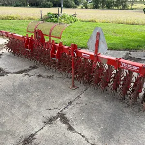 Yetter 3415 15ft Rotary Hoe-1 Owner