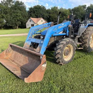 New Holland TL80 FWA Tractor w/ Loader-1 Owner