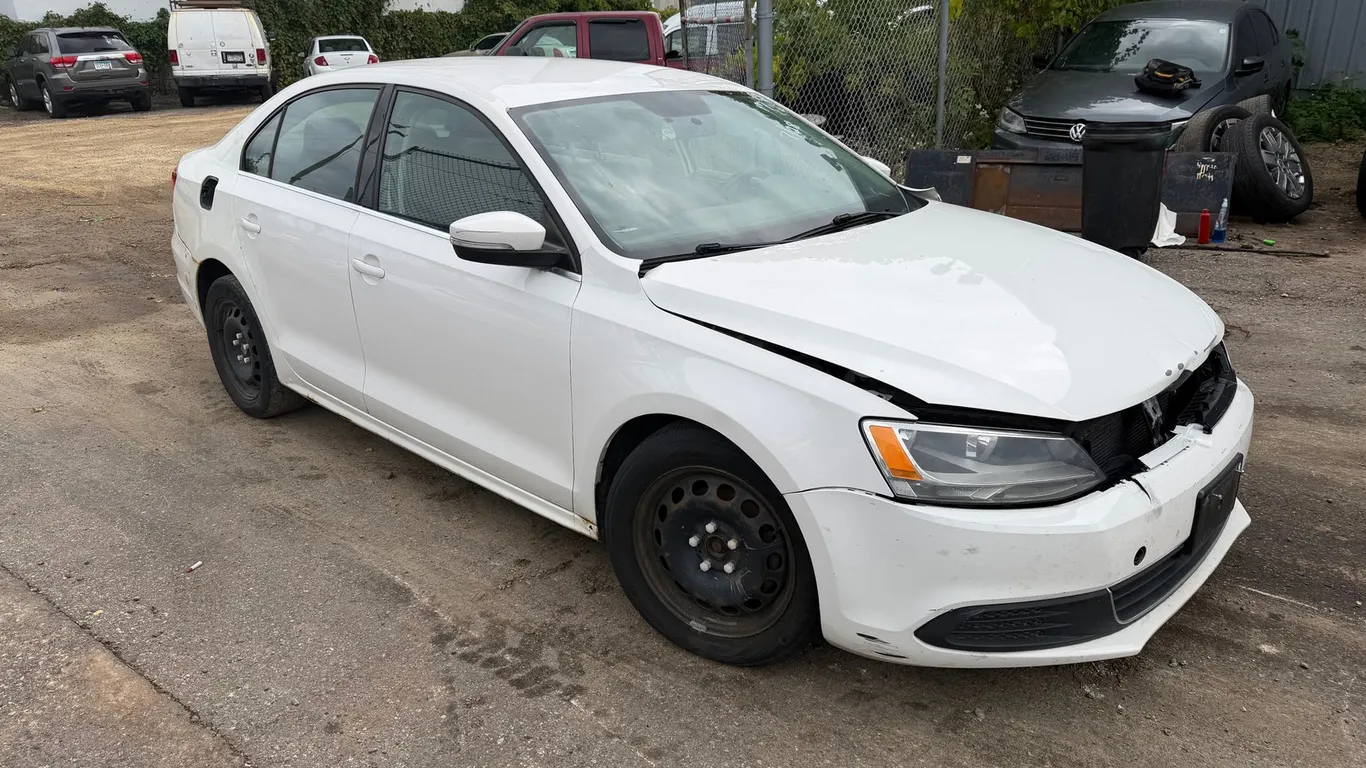 2013 Volkswagen Jetta Passenger Car