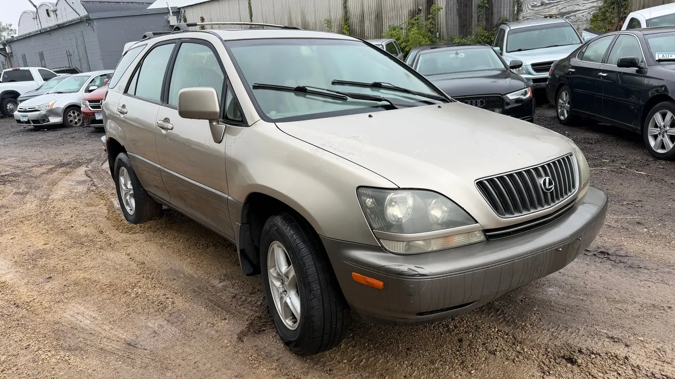 2000 Lexus RX 300 Multipurpose Vehicle (MPV)