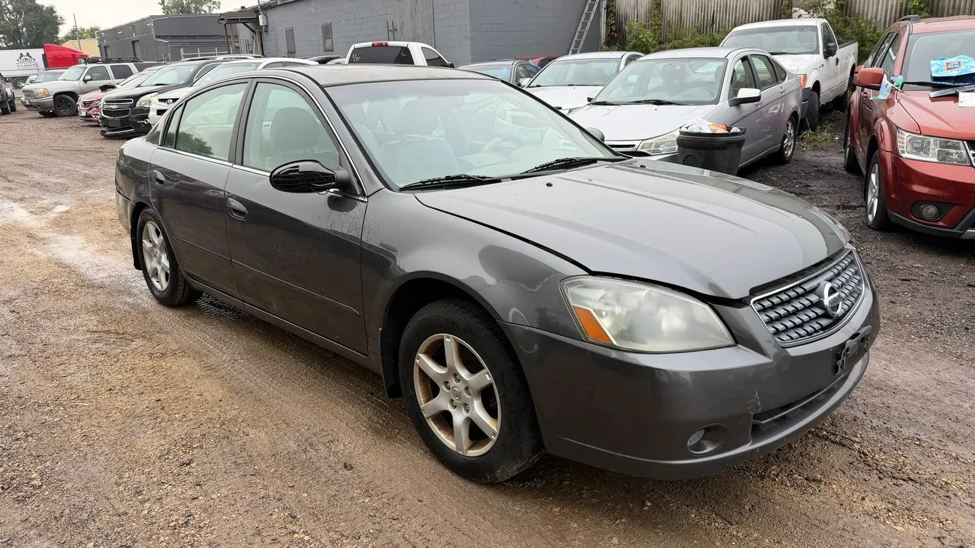 2006 Nissan Altima Passenger Car