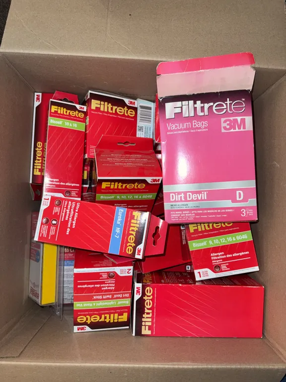 Box of miscellaneous size and brand vacuum filter filters