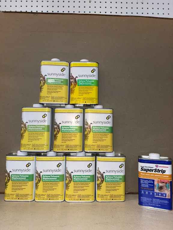 Xylene paint thinner