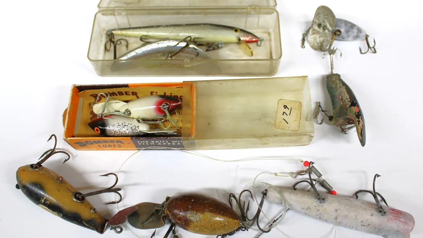 Fishing Lures with Boxes