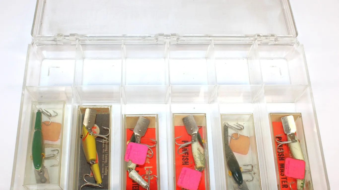 6 Paw Paw Fishing Lures In Box