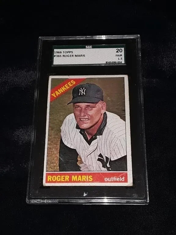 1966 Topps Roger Maris SGC 1.5