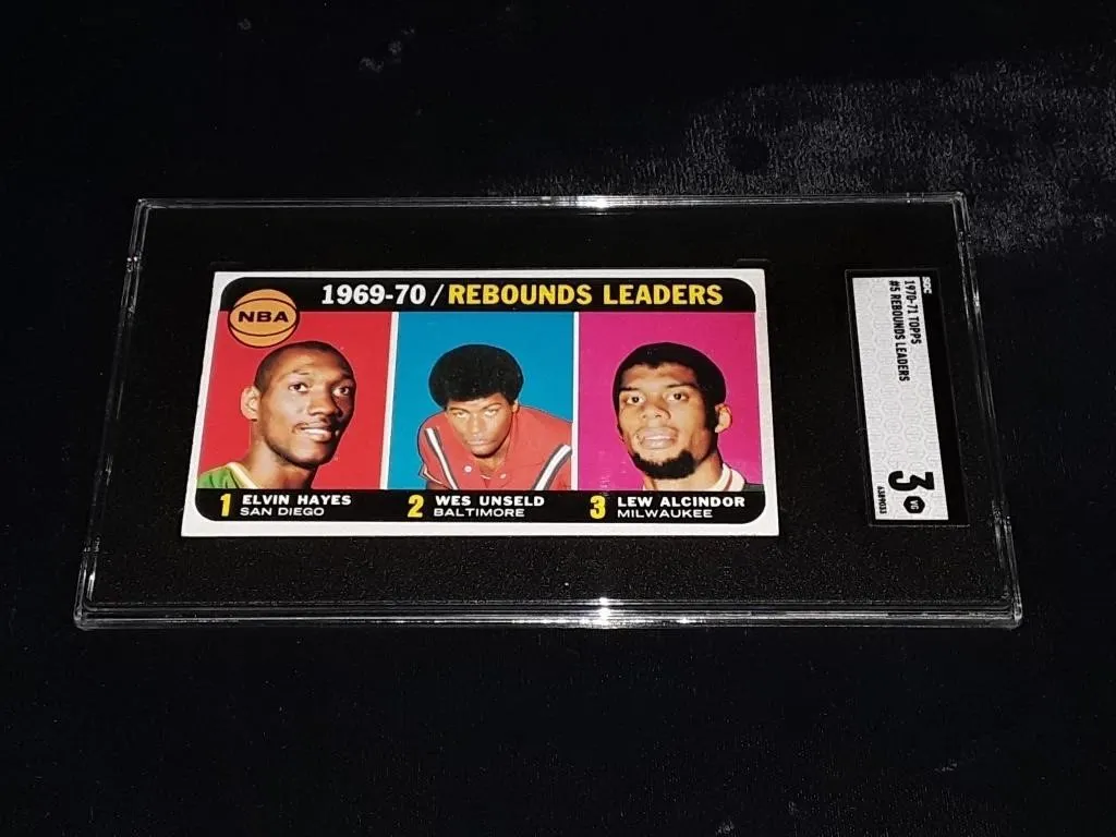 1970-71 Topps Kareem/Hayes/Unseld SGC 3