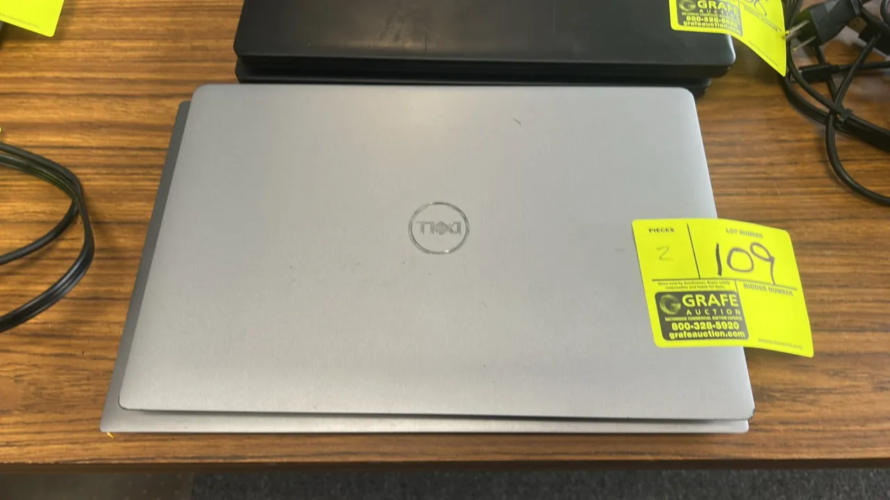 Dell P137G laptops. Features 13" display, integrated webcam, Intel Core processor, and Windows operating system. Electrical: 20V, 3.25A/4.5A. Note: Po