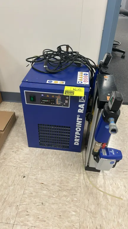 2023 Beko DRYPOINT RAc 20 NA refrigerated compressed air dryer. Features attached DRYPOINT ACC unit with CLEARPOINT filters, BEKOMAT drains, and digit