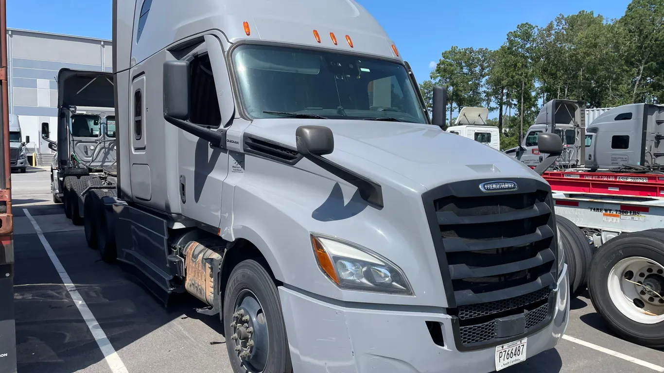 2021 FREIGHTLINER CASCADIA T/A VIN: 3AKJHHDR8MSMR3755