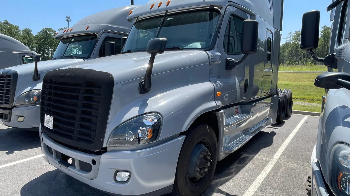 2016 FREIGHTLINER CASCADIA TANDEM AXLE TRUCK TRACTOR VIN: 1FUJGLD58GLGZ4156