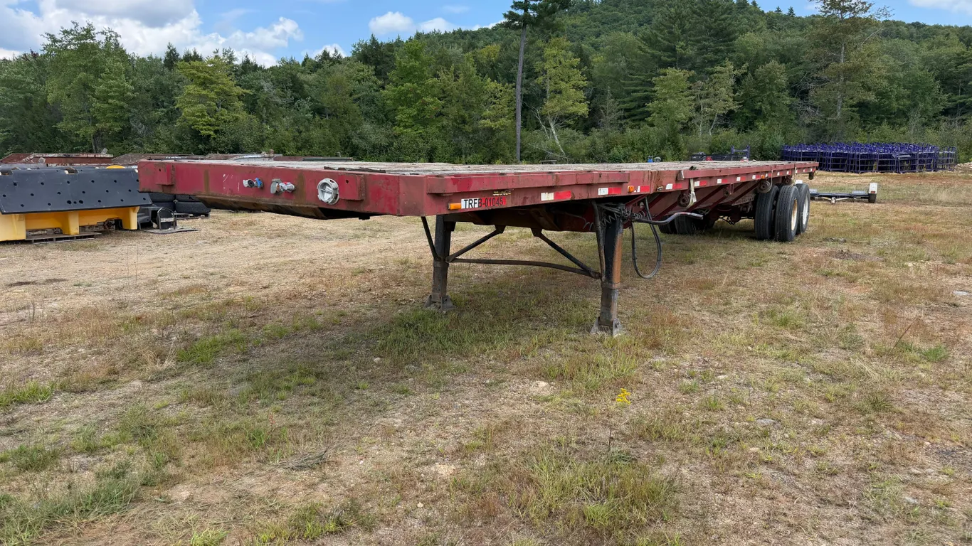 45'X96" STEEL FLATBED TRAILER