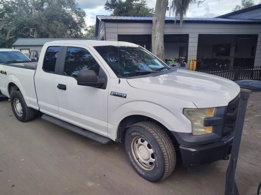 2015 Ford F-150 RUNS/MOVES