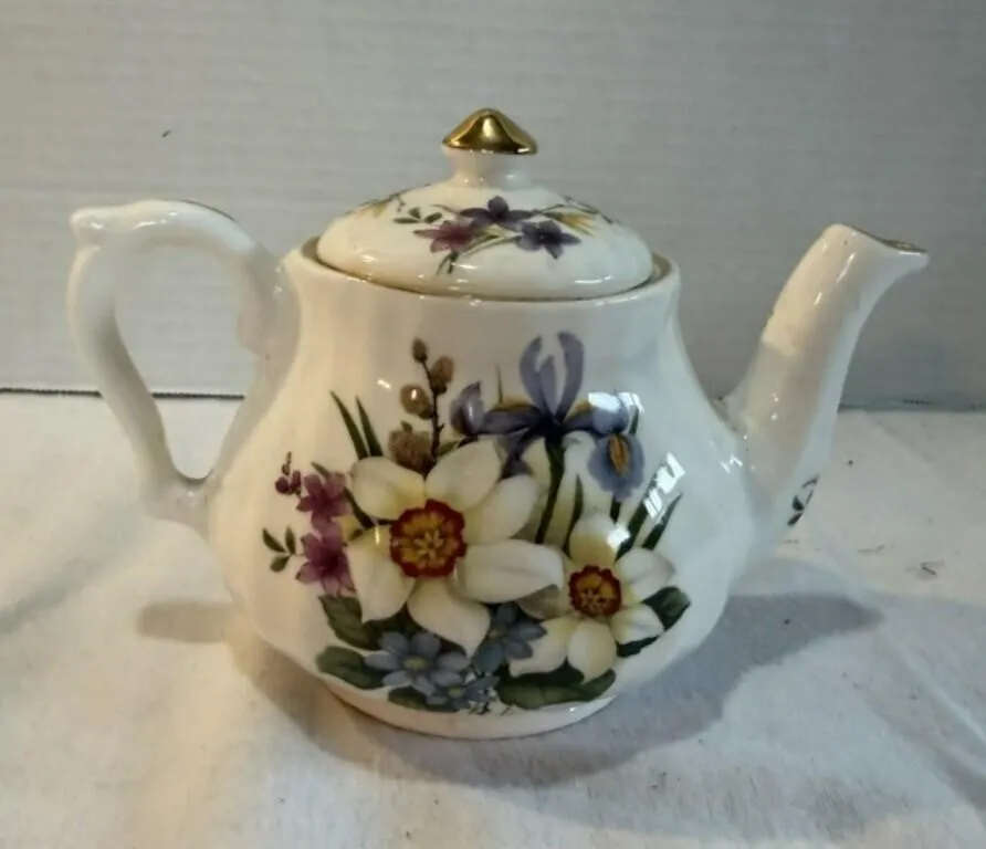 Small Flower Teapot