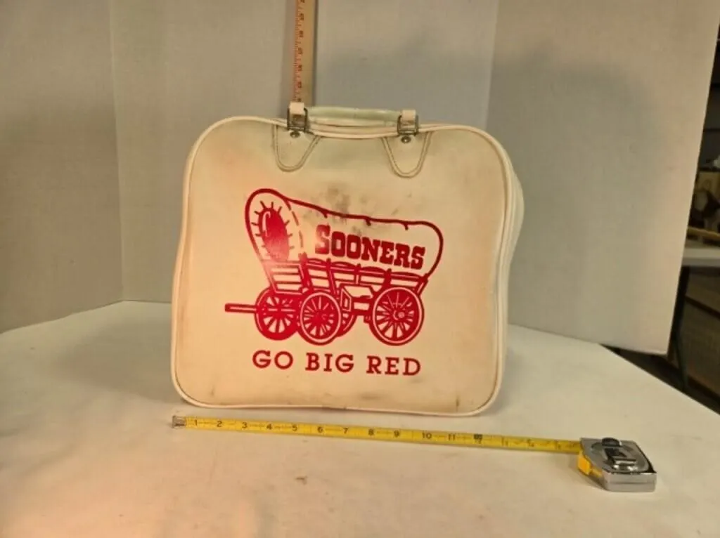 OK Sooners bowing ball & shoes & bag