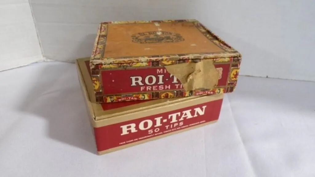 Vintage Boxes of ROI-TAN 50 Fresh Tips & 50 Mild