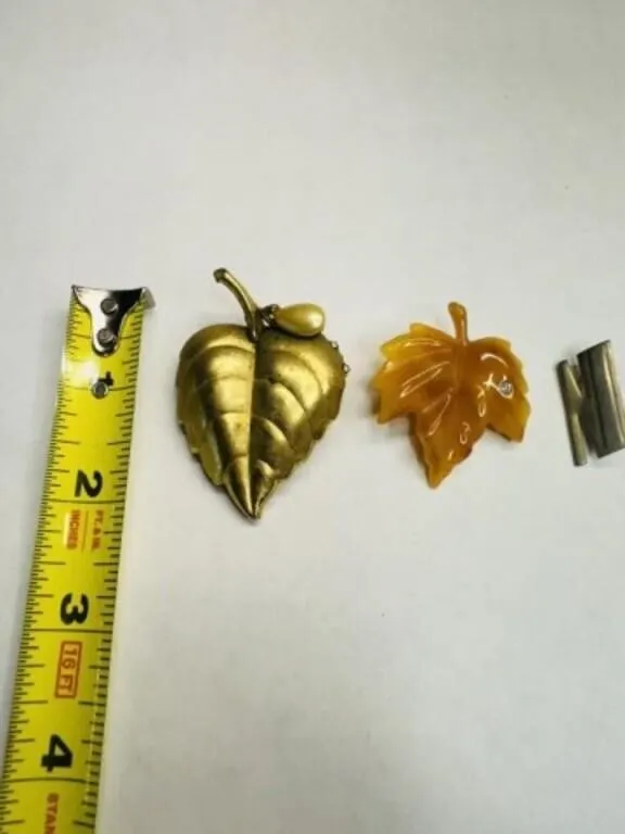 Perfume Locket gold Tone Leaf Brooch