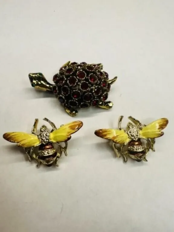 2 Bumble Bee Sweater Pins, Red Rhinestone Turtle
