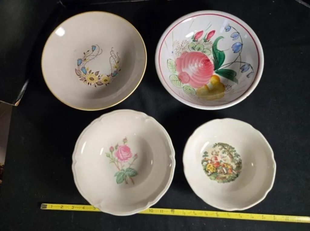 4 China Serving Bowls