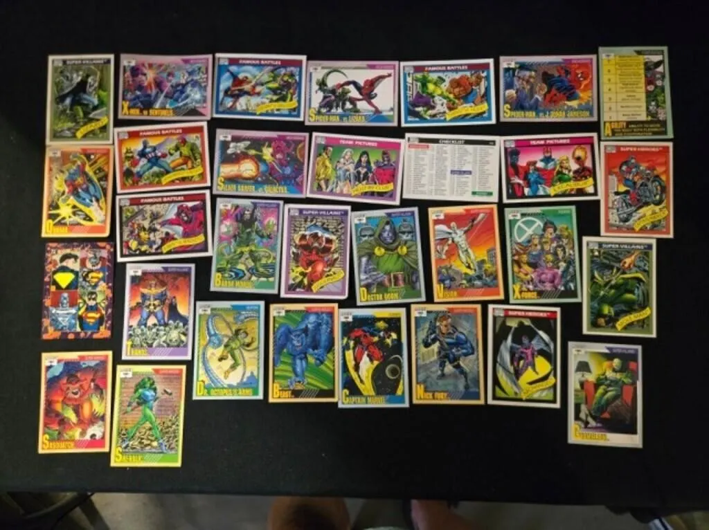 31 Vintage Marvel Comics Trading Cards