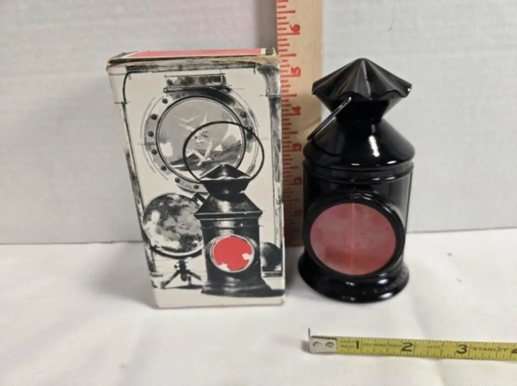 Avon Captain's Lantern 1864 Orland After Shave