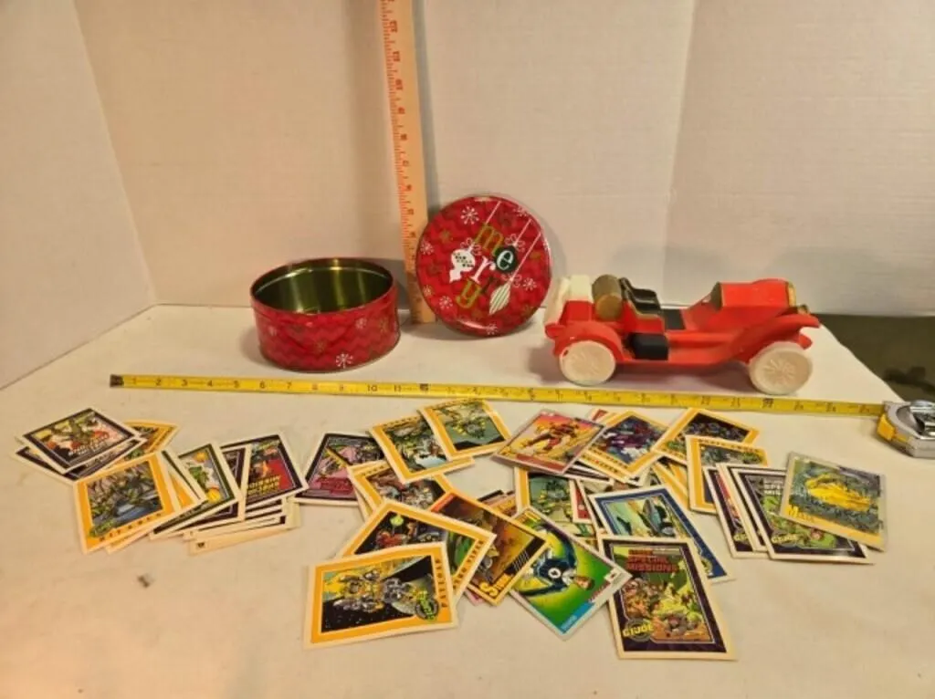 GI Joe & Marvel Comics trading cards, Xmas Tin ,