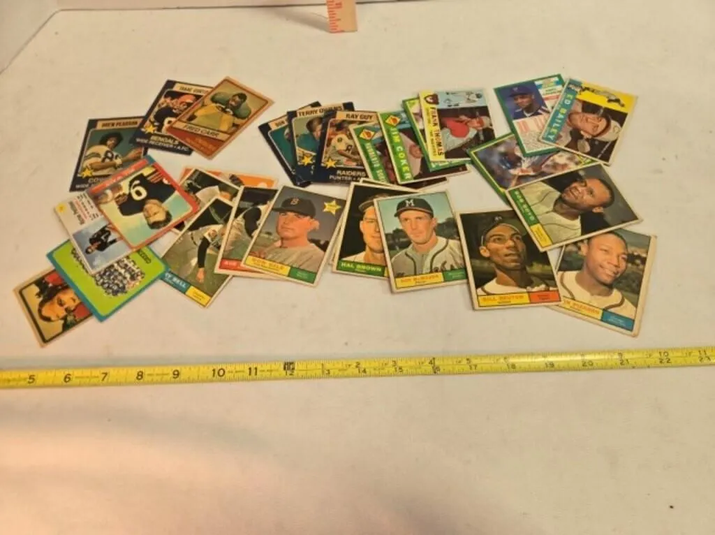 1960s Sports Trading Cards, MLB & some NFL