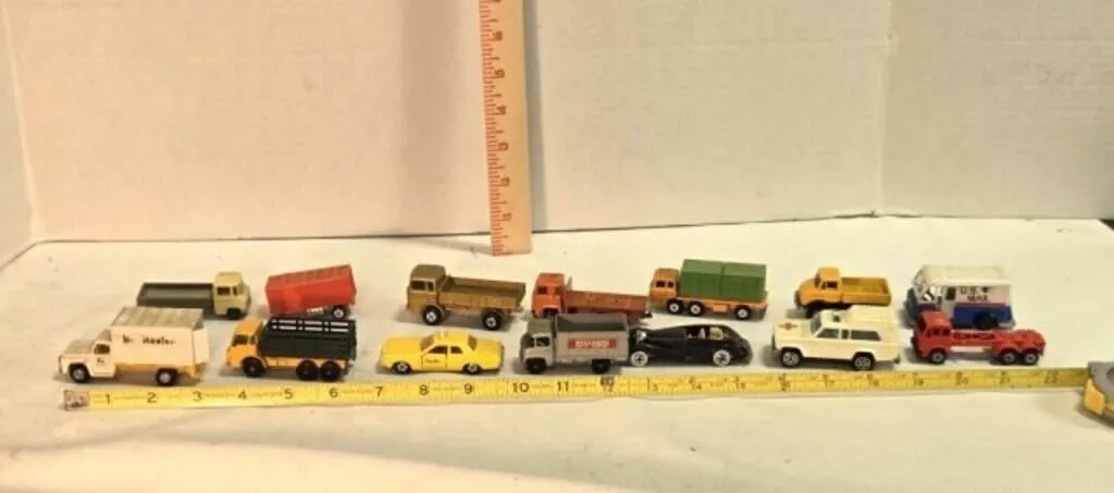 Vintage Die Cast Toy Vehicles/Cars