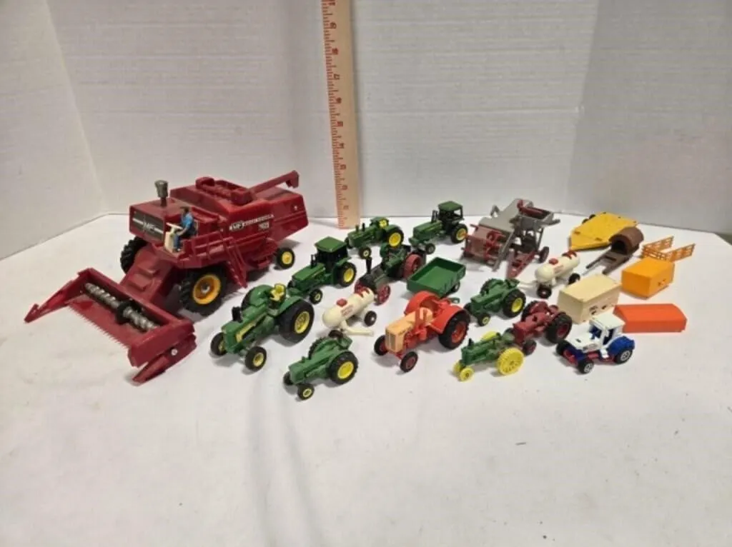 Farm implement models; 21 pieces