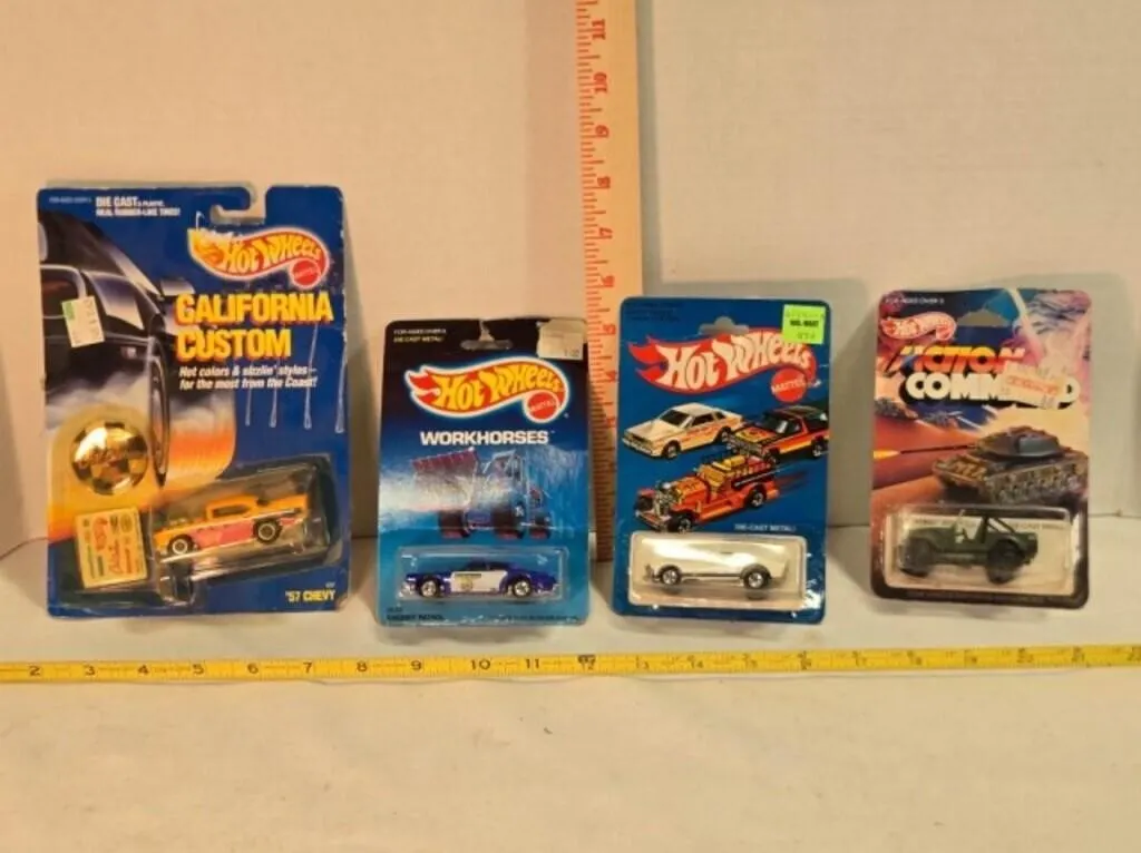 4 Hot Wheels models; '57 Chevy California Custom
