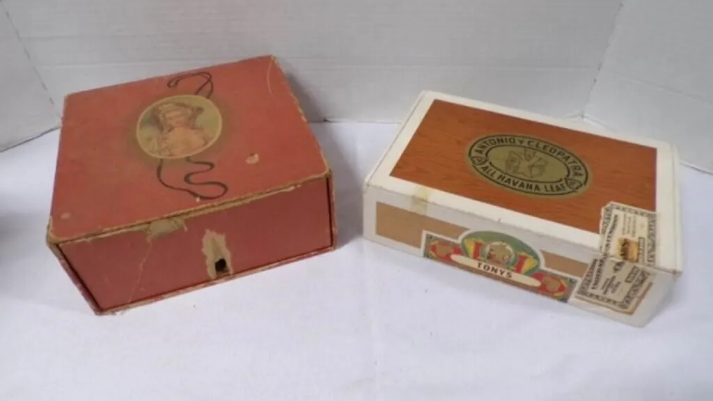 Vintage Cigar & Storage Cardboard Boxes w/Covers