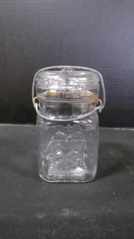Antique Queen "Wide Mouth Adjustable" Mason Jar