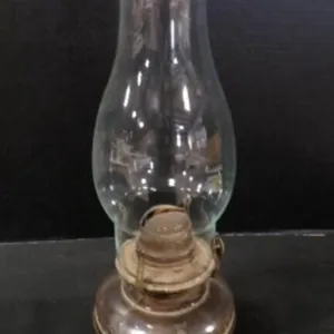 Vintage Clear Glass Kerosene Oil Hurricane Lamp
