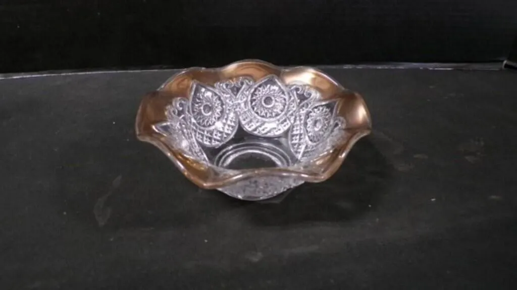 Vintage Pressed Whirligig Etched Glass Fruit Bowl