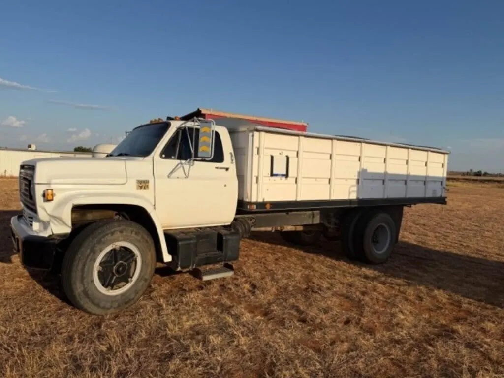 1981 Chevrolet C10 Grain Truck