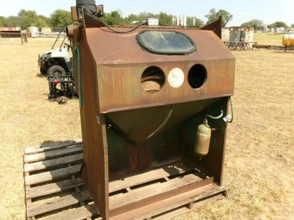 Sandblasting Cabinet