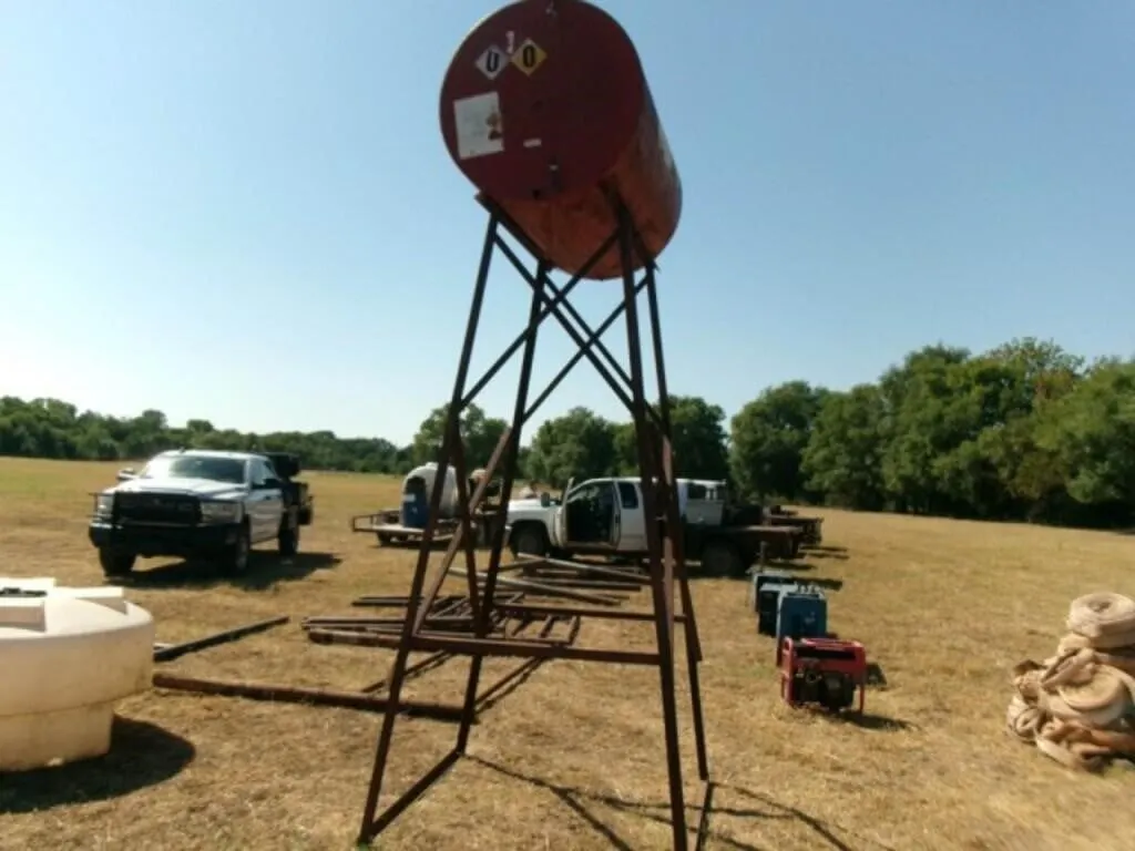 Tank, 500gal Overhead (Red) Diesel Storage w/Stand