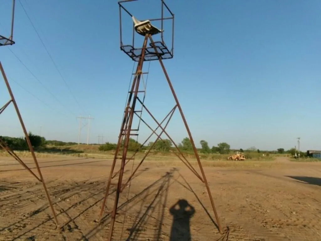 Deer Stand, Tower Blind