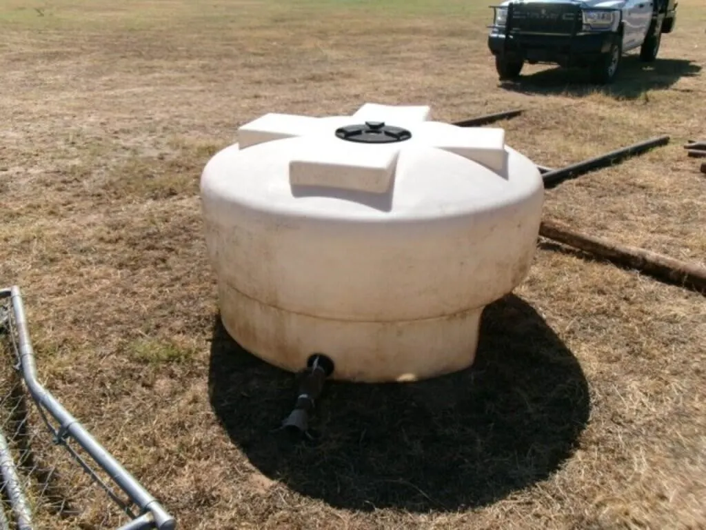 Poly Nurse Tank, 300 Gallon