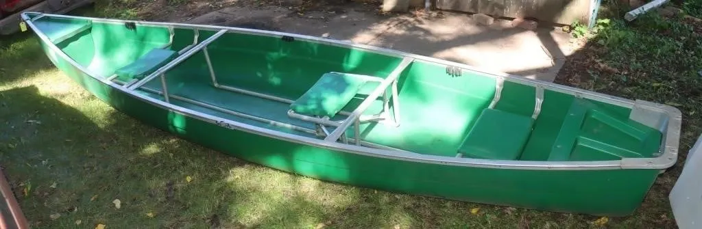 16' Coleman 3 Person Canoe, 660 Lbs Max,