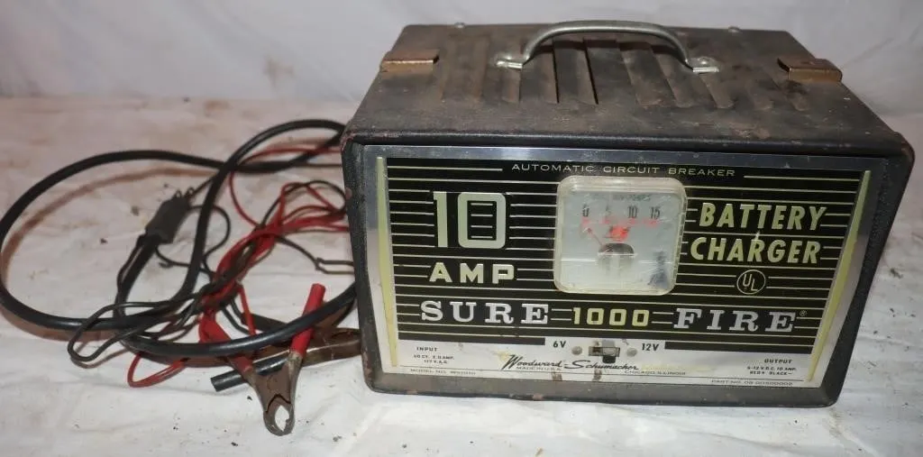 Woodward Schumacher 10 Amp Battery Charger