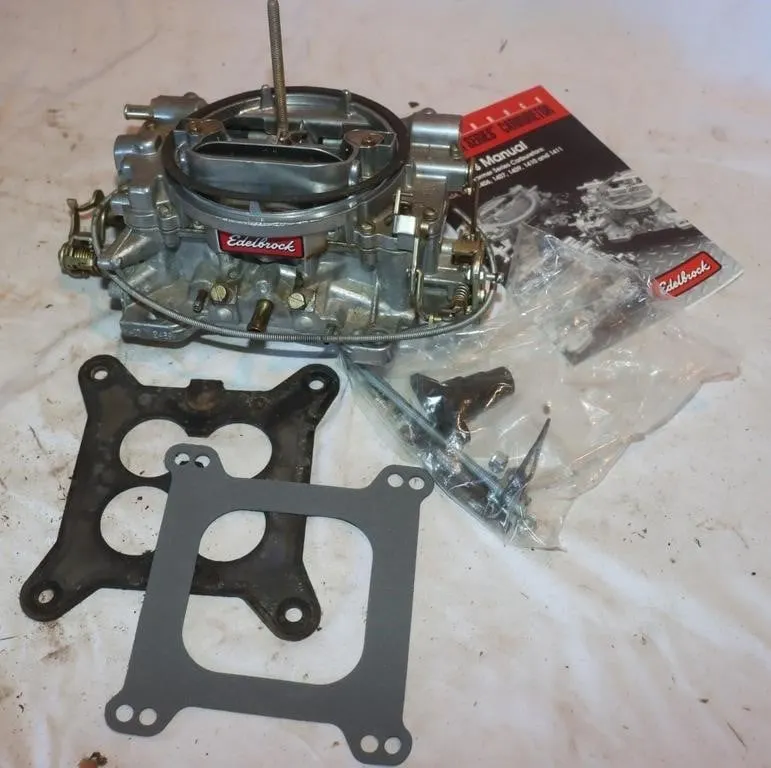 Edelbrock 1407 Performer Series Carburetor