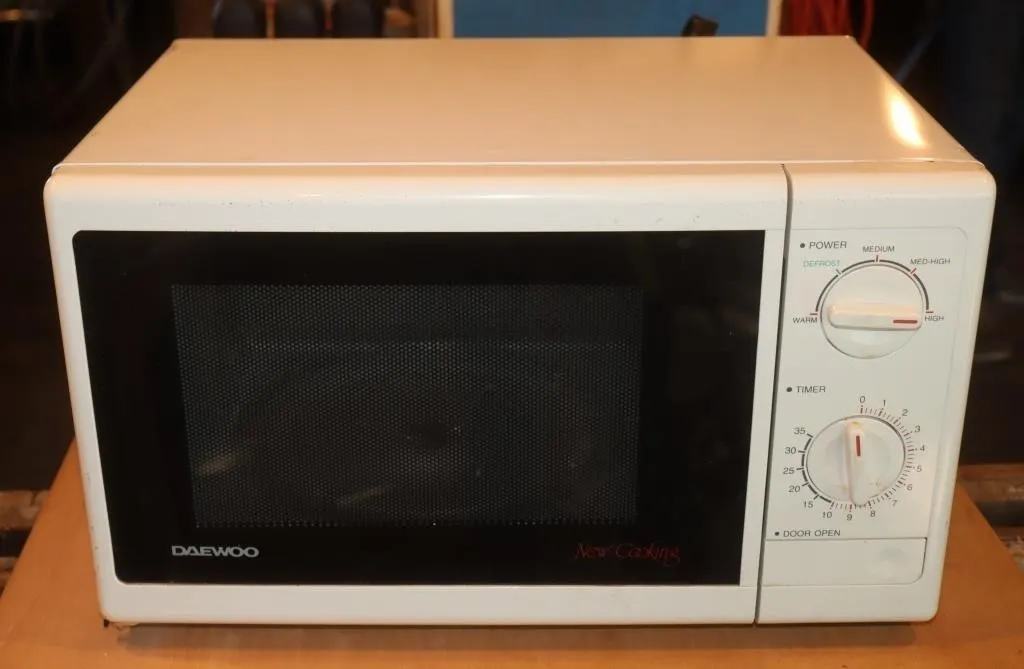 Daewoo KOR-6115 Microwave Oven